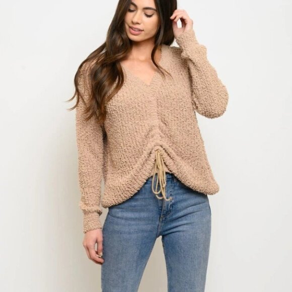 WOMEN'S LONG SLEEVE FRONT RUCHED TOP OATMEAL - Picture 4 of 5